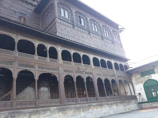 Srinagar Mosque