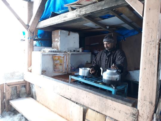 Tea in Gulmarg